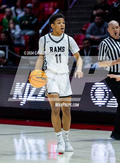 Thumbnail 1 in Highland vs. Bountiful (UHSAA 5A Quarterfinal) photogallery.