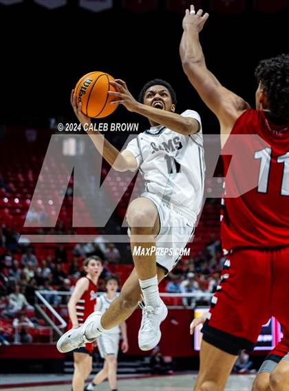 Thumbnail 3 in Highland vs. Bountiful (UHSAA 5A Quarterfinal) photogallery.