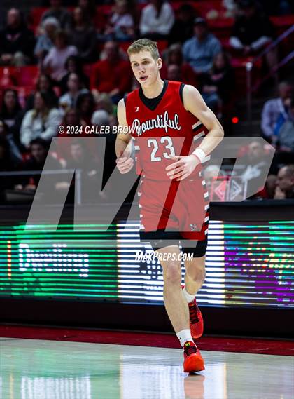 Thumbnail 2 in Highland vs. Bountiful (UHSAA 5A Quarterfinal) photogallery.
