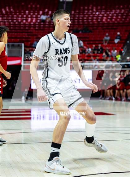 Thumbnail 3 in Highland vs. Bountiful (UHSAA 5A Quarterfinal) photogallery.