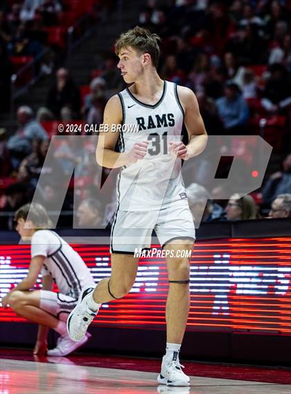 Thumbnail 2 in Highland vs. Bountiful (UHSAA 5A Quarterfinal) photogallery.