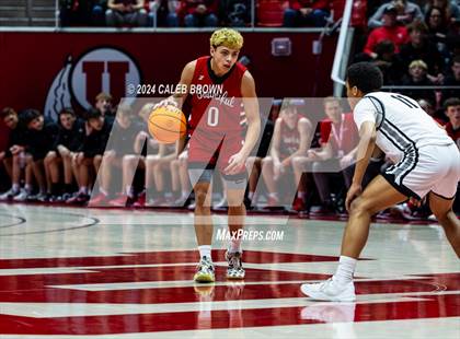 Thumbnail 2 in Highland vs. Bountiful (UHSAA 5A Quarterfinal) photogallery.