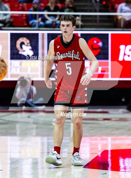 Thumbnail 1 in Highland vs. Bountiful (UHSAA 5A Quarterfinal) photogallery.