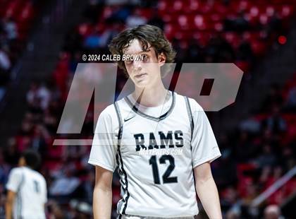 Thumbnail 3 in Highland vs. Bountiful (UHSAA 5A Quarterfinal) photogallery.