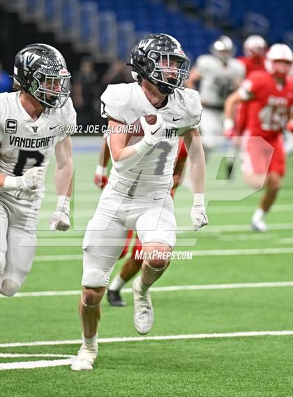 Thumbnail 3 in Vandegrift vs Katy (UIL 6A Regional Semifinal) photogallery.
