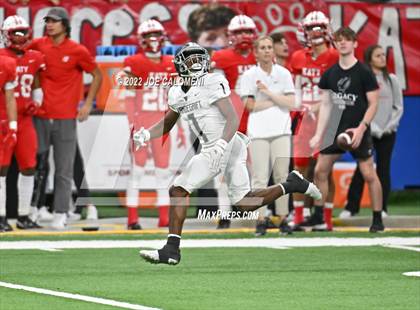 Thumbnail 1 in Vandegrift vs Katy (UIL 6A Regional Semifinal) photogallery.