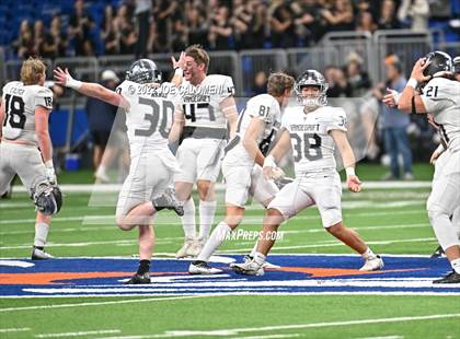 Thumbnail 2 in Vandegrift vs Katy (UIL 6A Regional Semifinal) photogallery.