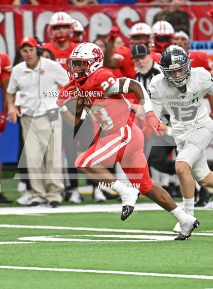 Thumbnail 3 in Vandegrift vs Katy (UIL 6A Regional Semifinal) photogallery.