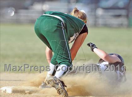 Thumbnail 2 in Kings Park vs Seaford (Class A Regional Final) photogallery.
