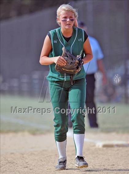 Thumbnail 2 in Kings Park vs Seaford (Class A Regional Final) photogallery.