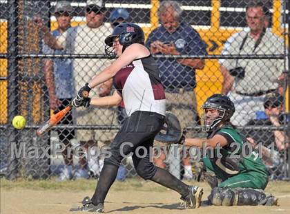Thumbnail 3 in Kings Park vs Seaford (Class A Regional Final) photogallery.