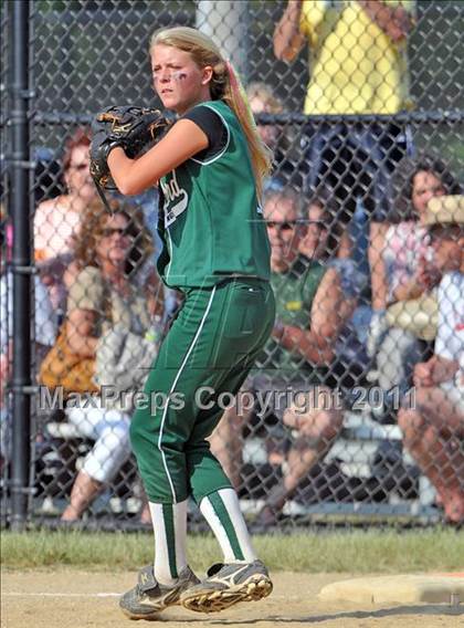 Thumbnail 1 in Kings Park vs Seaford (Class A Regional Final) photogallery.