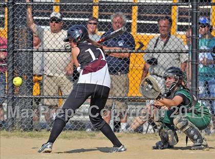 Thumbnail 3 in Kings Park vs Seaford (Class A Regional Final) photogallery.