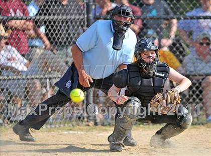Thumbnail 2 in Kings Park vs Seaford (Class A Regional Final) photogallery.