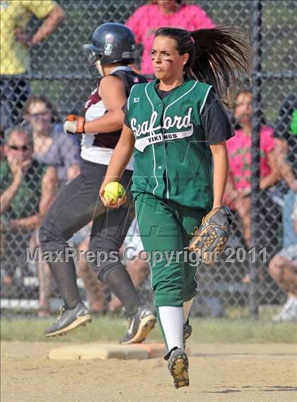 Thumbnail 1 in Kings Park vs Seaford (Class A Regional Final) photogallery.