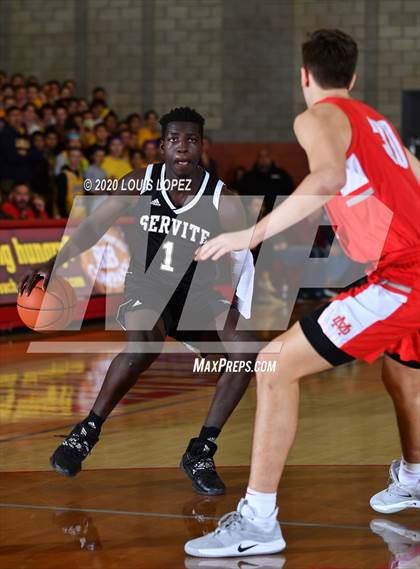 Thumbnail 2 in Servite @ Mater Dei (Nike Extravaganza) photogallery.