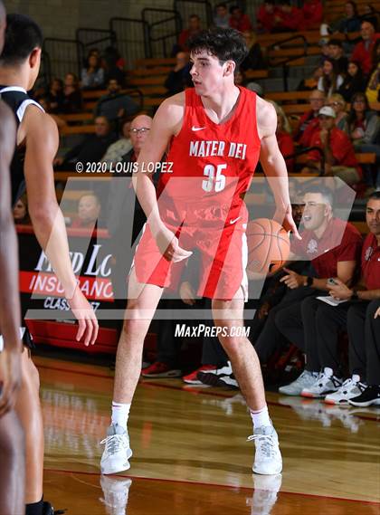 Thumbnail 3 in Servite @ Mater Dei (Nike Extravaganza) photogallery.