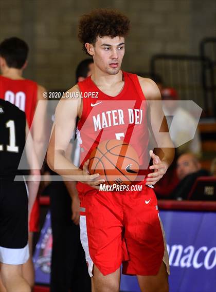 Thumbnail 3 in Servite @ Mater Dei (Nike Extravaganza) photogallery.