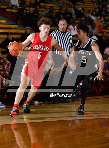 Thumbnail 3 in Servite @ Mater Dei (Nike Extravaganza) photogallery.