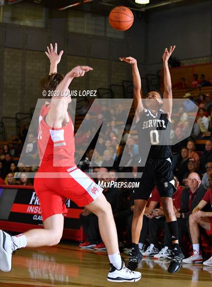 Thumbnail 2 in Servite @ Mater Dei (Nike Extravaganza) photogallery.