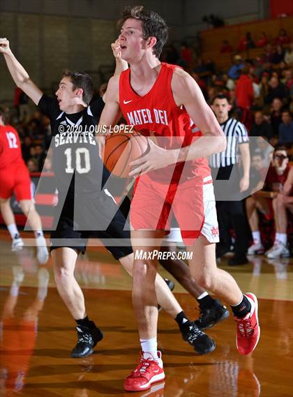 Thumbnail 3 in Servite @ Mater Dei (Nike Extravaganza) photogallery.