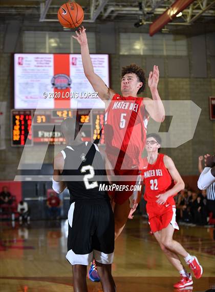Thumbnail 2 in Servite @ Mater Dei (Nike Extravaganza) photogallery.