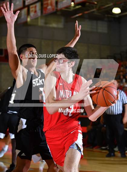 Thumbnail 2 in Servite @ Mater Dei (Nike Extravaganza) photogallery.