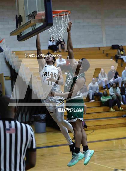 Thumbnail 2 in St. Anthony's vs. Brooklyn Law & Tech (New York Holiday Invitational) photogallery.