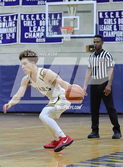 Thumbnail 3 in St. Anthony's vs. Brooklyn Law & Tech (New York Holiday Invitational) photogallery.