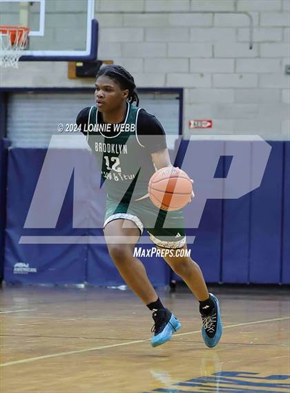 Thumbnail 1 in St. Anthony's vs. Brooklyn Law & Tech (New York Holiday Invitational) photogallery.