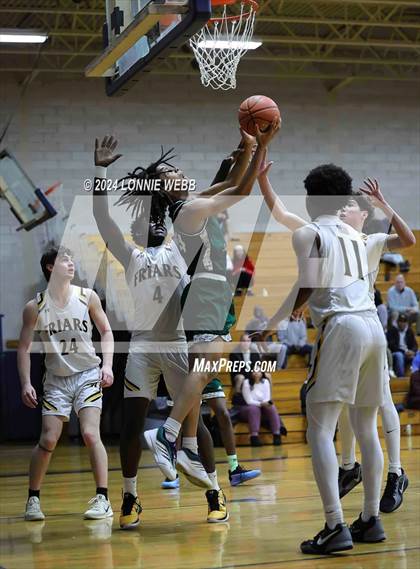 Thumbnail 1 in St. Anthony's vs. Brooklyn Law & Tech (New York Holiday Invitational) photogallery.