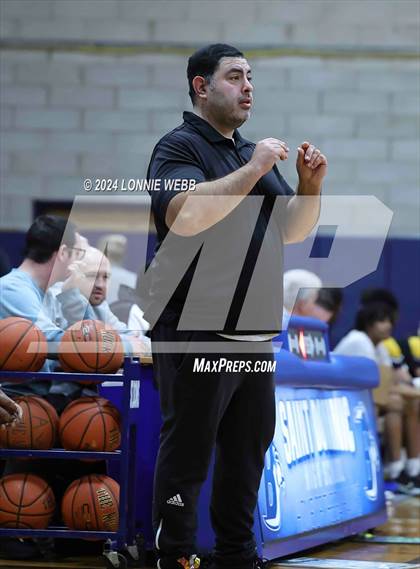 Thumbnail 3 in St. Anthony's vs. Brooklyn Law & Tech (New York Holiday Invitational) photogallery.