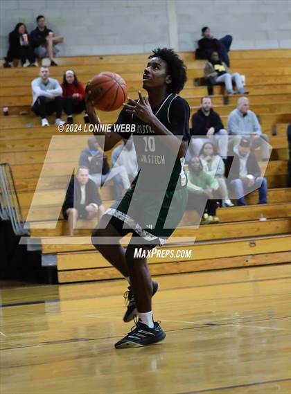 Thumbnail 1 in St. Anthony's vs. Brooklyn Law & Tech (New York Holiday Invitational) photogallery.