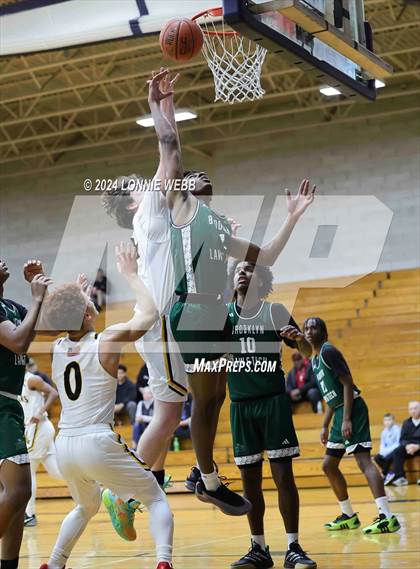 Thumbnail 3 in St. Anthony's vs. Brooklyn Law & Tech (New York Holiday Invitational) photogallery.