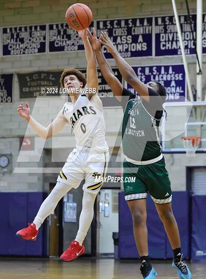 Thumbnail 1 in St. Anthony's vs. Brooklyn Law & Tech (New York Holiday Invitational) photogallery.