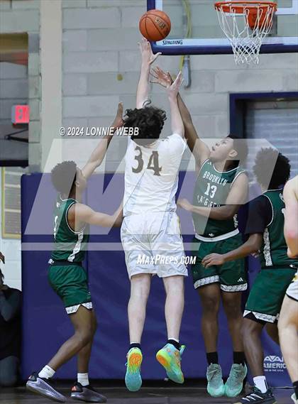 Thumbnail 1 in St. Anthony's vs. Brooklyn Law & Tech (New York Holiday Invitational) photogallery.