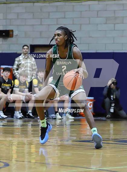 Thumbnail 3 in St. Anthony's vs. Brooklyn Law & Tech (New York Holiday Invitational) photogallery.