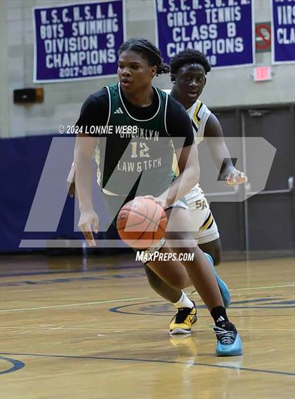 Thumbnail 1 in St. Anthony's vs. Brooklyn Law & Tech (New York Holiday Invitational) photogallery.