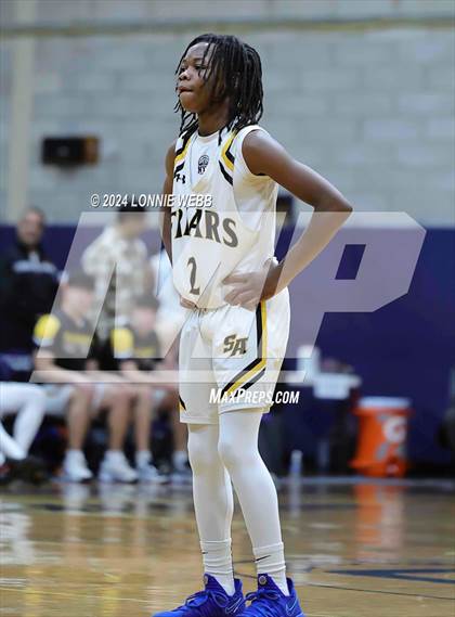 Thumbnail 1 in St. Anthony's vs. Brooklyn Law & Tech (New York Holiday Invitational) photogallery.