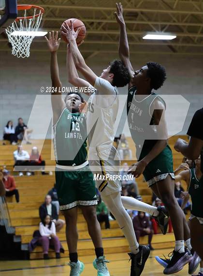 Thumbnail 3 in St. Anthony's vs. Brooklyn Law & Tech (New York Holiday Invitational) photogallery.