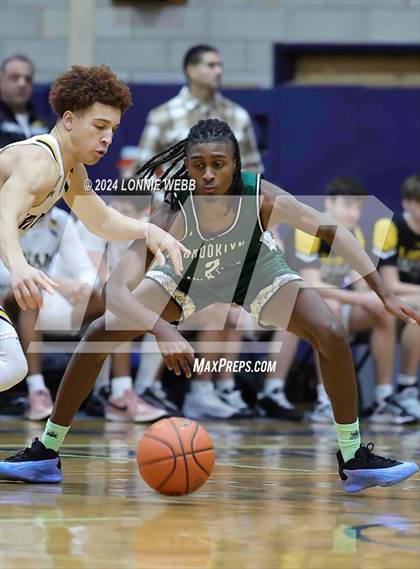 Thumbnail 1 in St. Anthony's vs. Brooklyn Law & Tech (New York Holiday Invitational) photogallery.