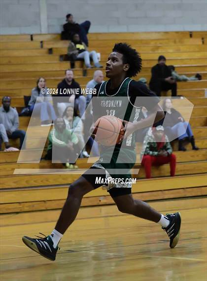 Thumbnail 2 in St. Anthony's vs. Brooklyn Law & Tech (New York Holiday Invitational) photogallery.