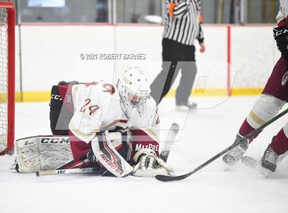 Thumbnail 3 in Delbarton @ Gloucester Catholic photogallery.