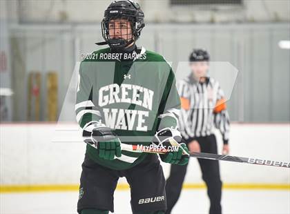 Thumbnail 1 in Delbarton @ Gloucester Catholic photogallery.
