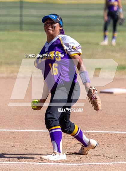 Thumbnail 2 in Piner @ Kennedy (CIF NCS D5 SEMI FINAL) photogallery.