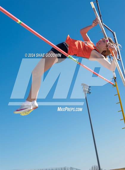 Thumbnail 1 in Skyridge Tri Meet (Pole Vault)  photogallery.