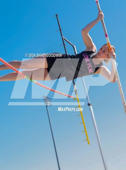Thumbnail 3 in Skyridge Tri Meet (Pole Vault)  photogallery.