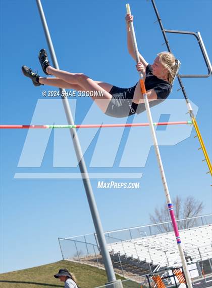 Thumbnail 3 in Skyridge Tri Meet (Pole Vault)  photogallery.