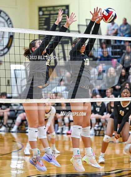 Thumbnail 2 in Fleetwood @ Berks Catholic (PIAA Class 3A District 3 Round 1) photogallery.