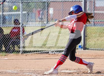 Thumbnail 3 in Elizabeth @ Sand Creek photogallery.